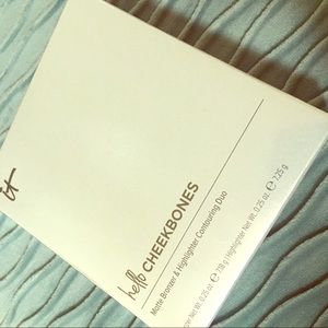 IT cosmetics hello cheek bones contouring  duo